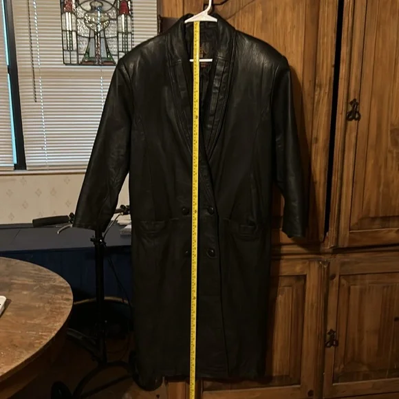 Men’s leather trench coat - Picture 11 of 12